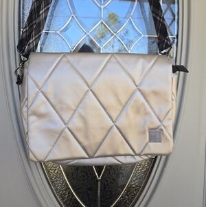 IHKWIP Silver Metallic Quilted Crossbody
